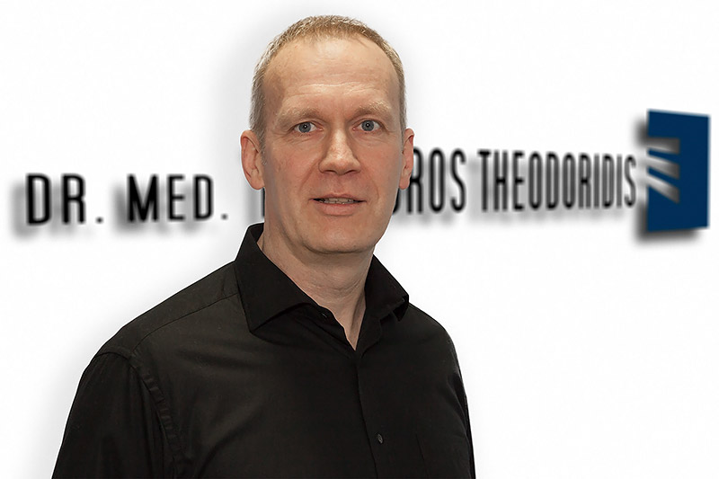 Medical team of the orthopedic private practices Dr. Theodoridis Theodoridis Md.